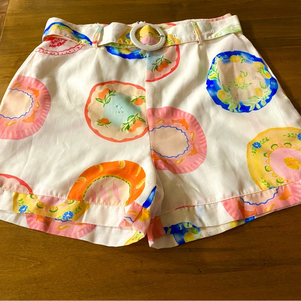 Colorful Patterned Shorts - Picture 3 of 4